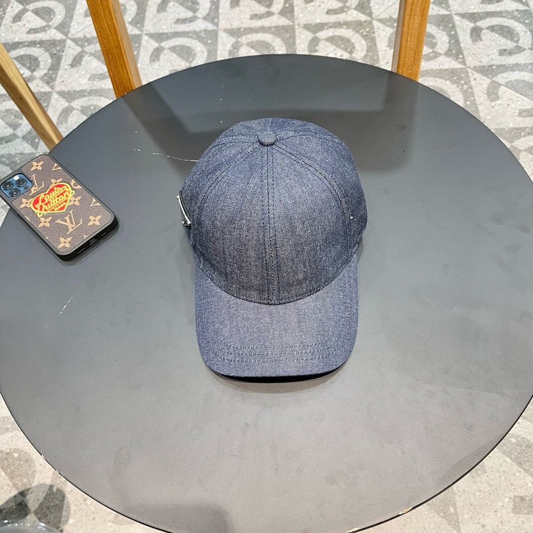 Prada Caps